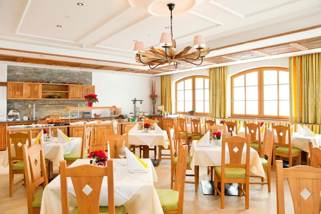 סאלפלדן אם שטיינרן מיר Hotel Schoerhof מראה חיצוני תמונה