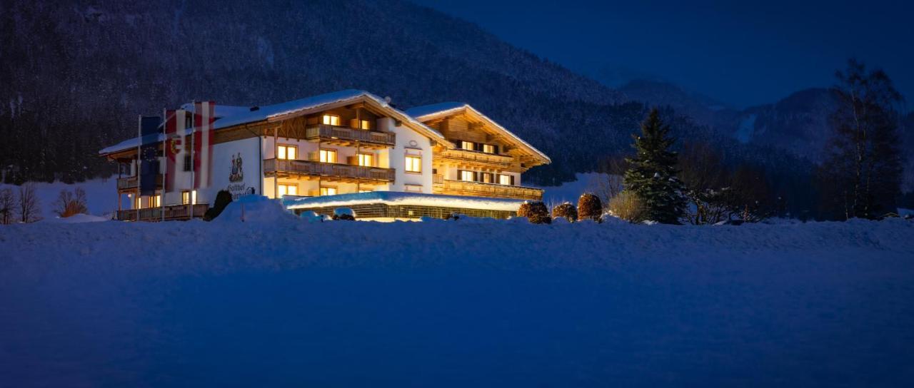 סאלפלדן אם שטיינרן מיר Hotel Schoerhof מראה חיצוני תמונה