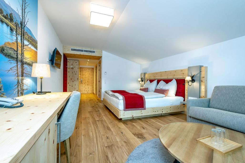 סאלפלדן אם שטיינרן מיר Hotel Schoerhof מראה חיצוני תמונה